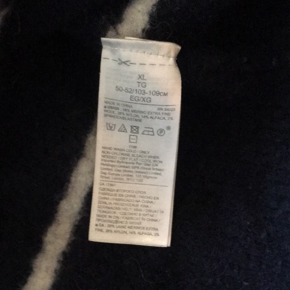 Warm and comfy sweater. - Picture 3 of 3